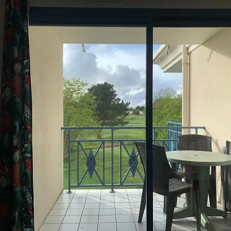 T2 Avec Balcon Face Au Golf Avec Piscine A ポルニック