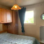 T2 Avec Balcon Face Au Golf Avec Piscine A *