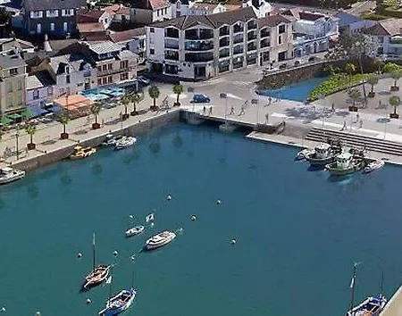 T2 Avec Balcon Face Au Golf Avec Piscine A