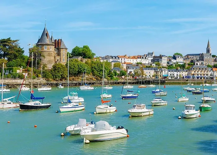 T2 Avec Balcon Face Au Golf Avec Piscine A 公寓